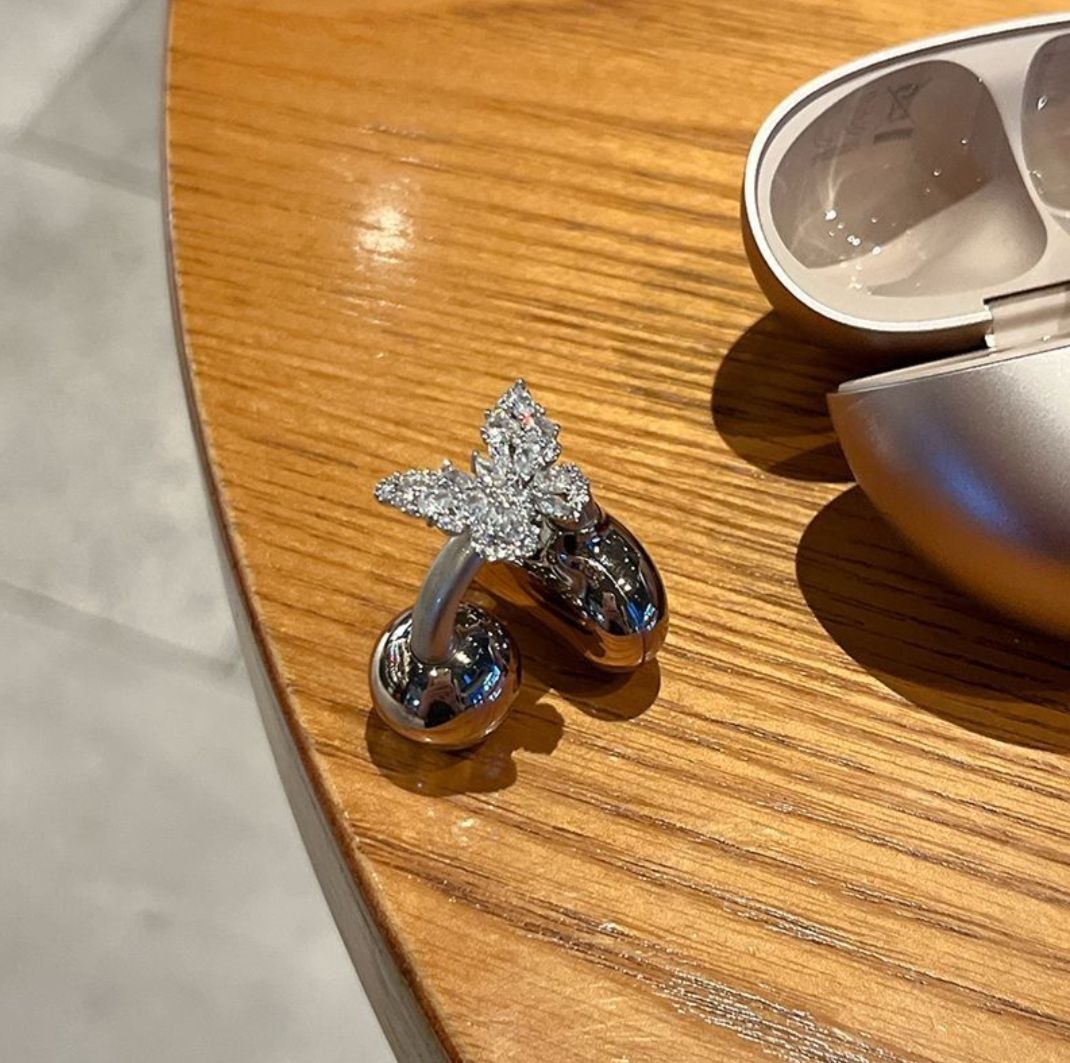 Butterfly Luxe Earbuds
